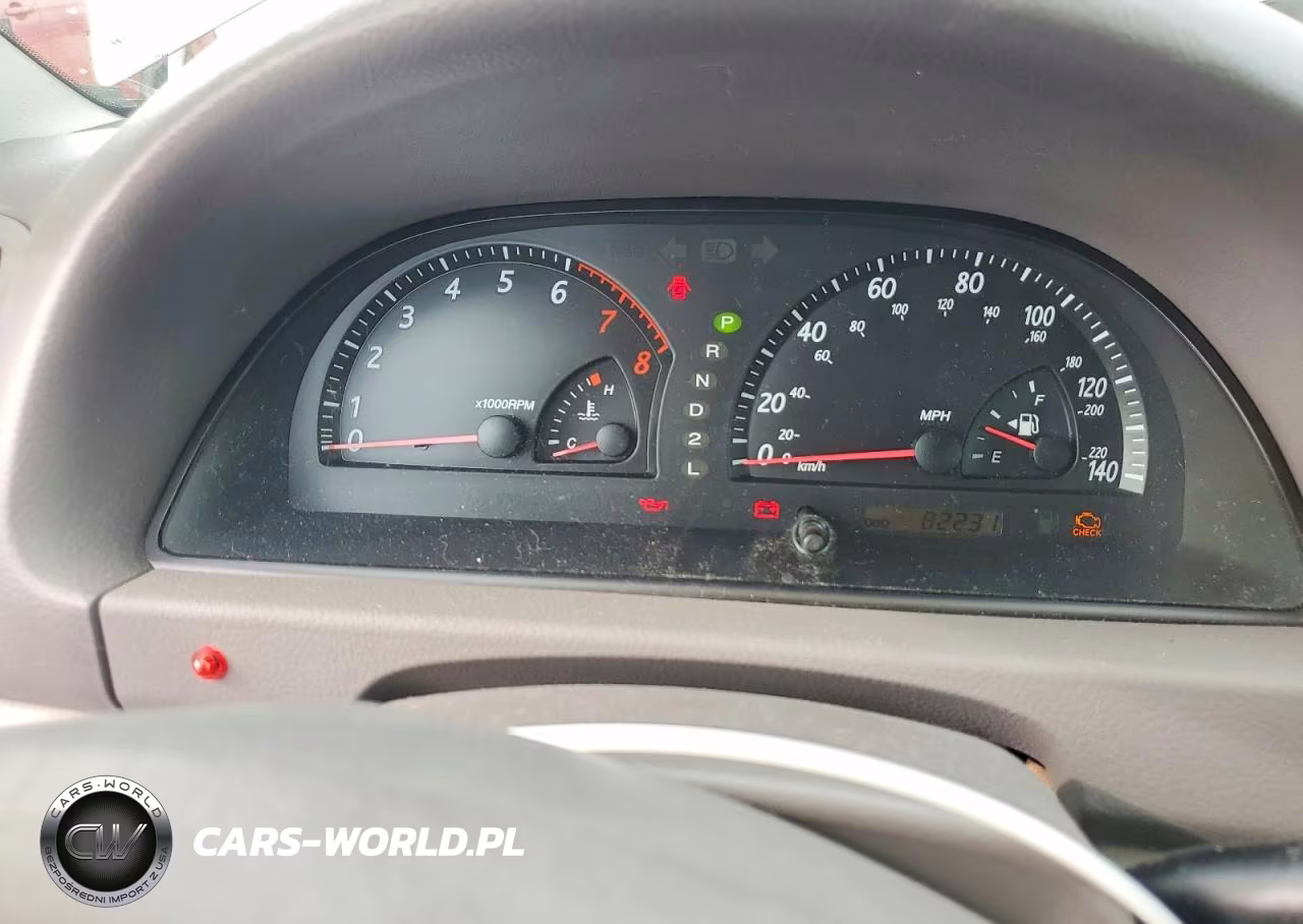 2003 Toyota Camry Le VIN:4T1BE32K63U675175 - 9
