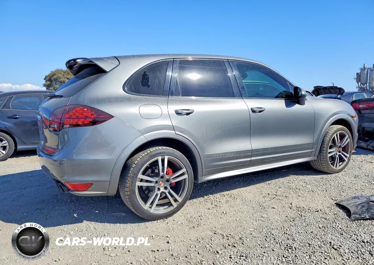 2014 Porsche Cayenne Gts VIN:WP1AD2A25ELA74328 - 3