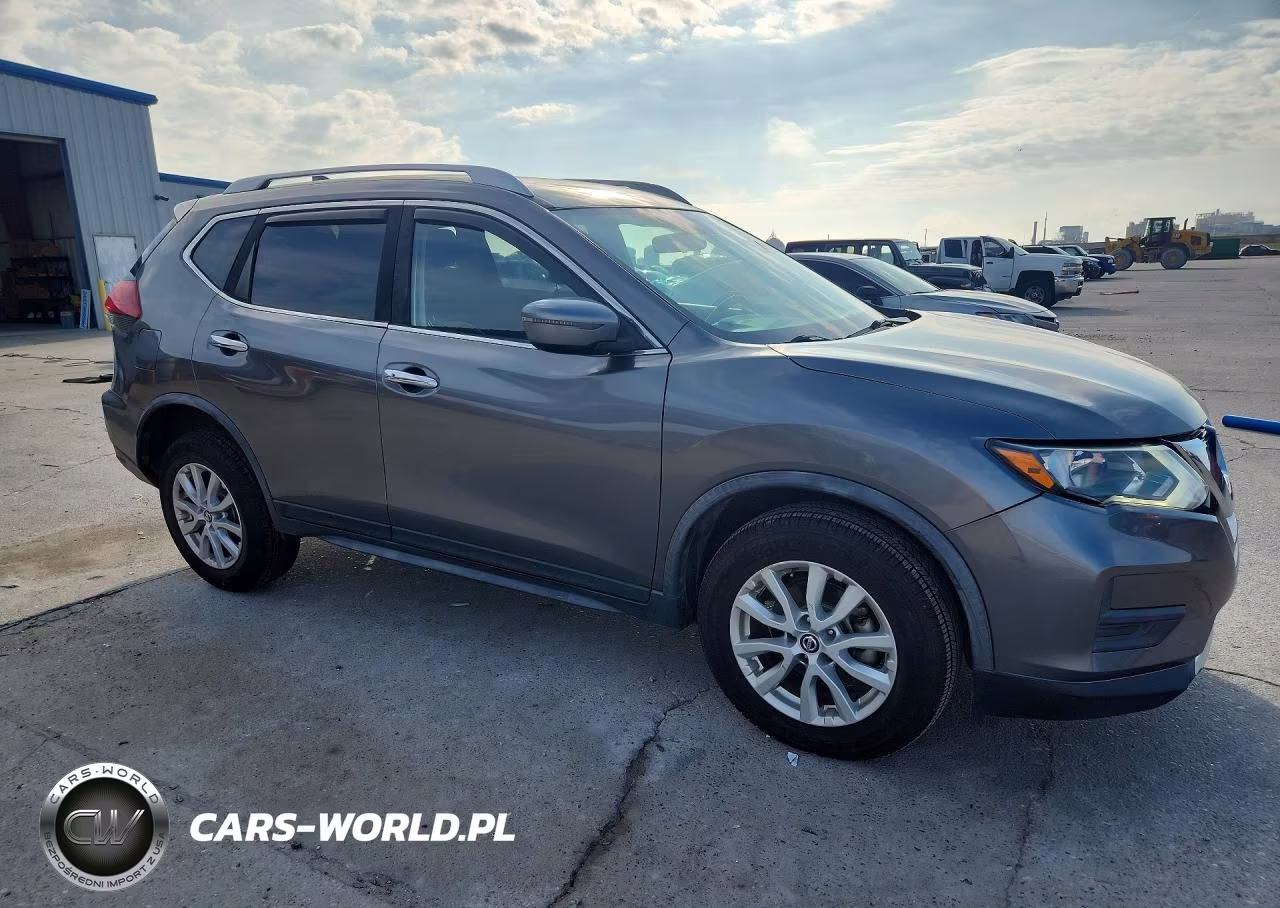 2018 Nissan Rogue Sv VIN:JN8AT2MT7JW450825 - 4