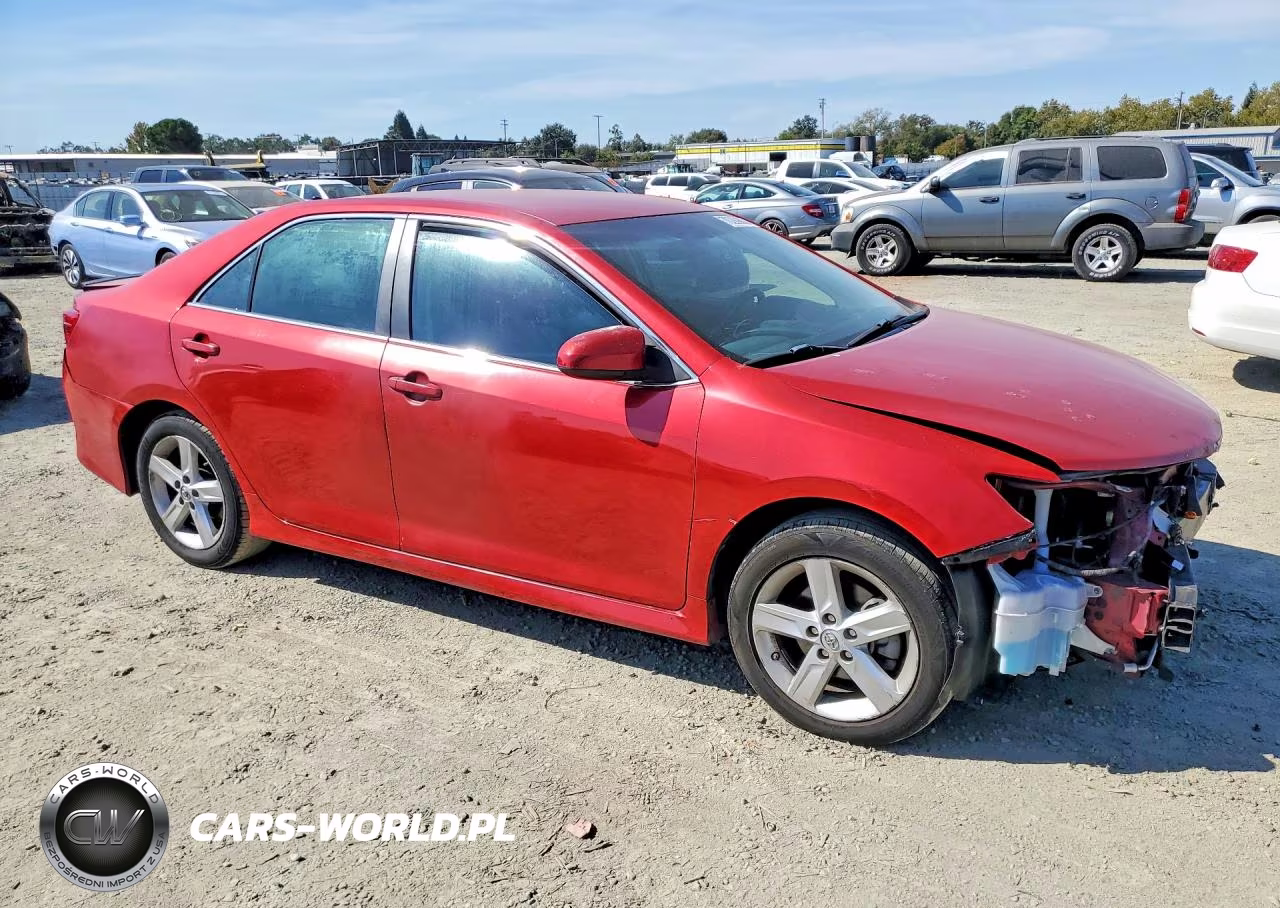 2014 Toyota Camry Se VIN:4T1BF1FK3EU781257 - 4