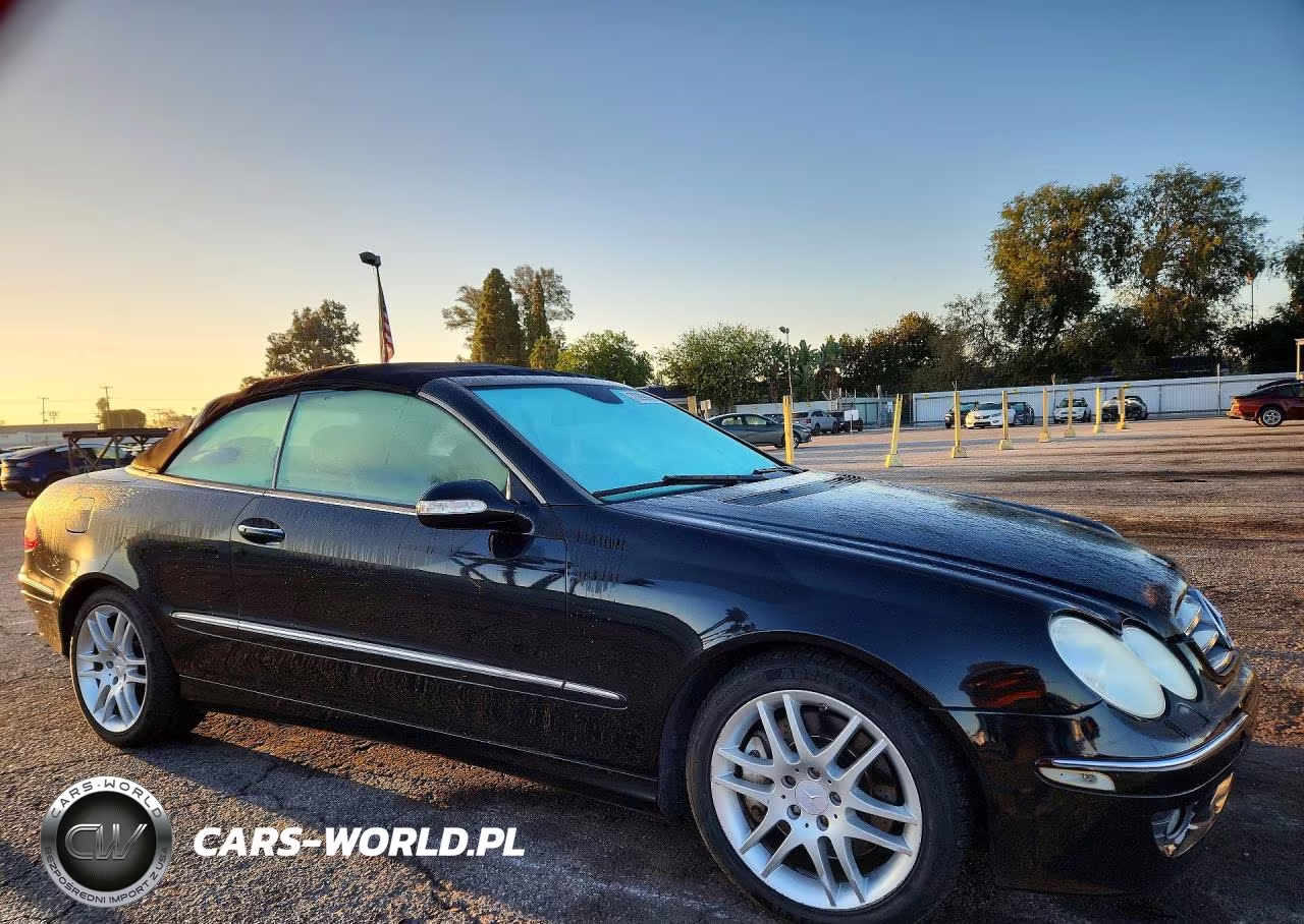 2009 Mercedes-Benz Clk 350 VIN:WDBTK56F39F263088 - 4