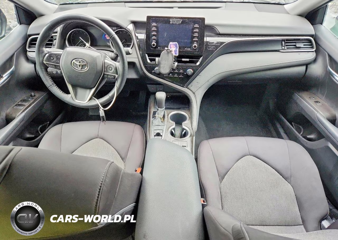 2021 Toyota Camry Le VIN:4T1C11BKXMU021804 - 8