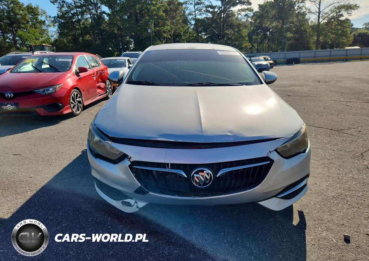 2018 Buick Regal Preferred VIN:W04GL6SX5J1132972 - 5