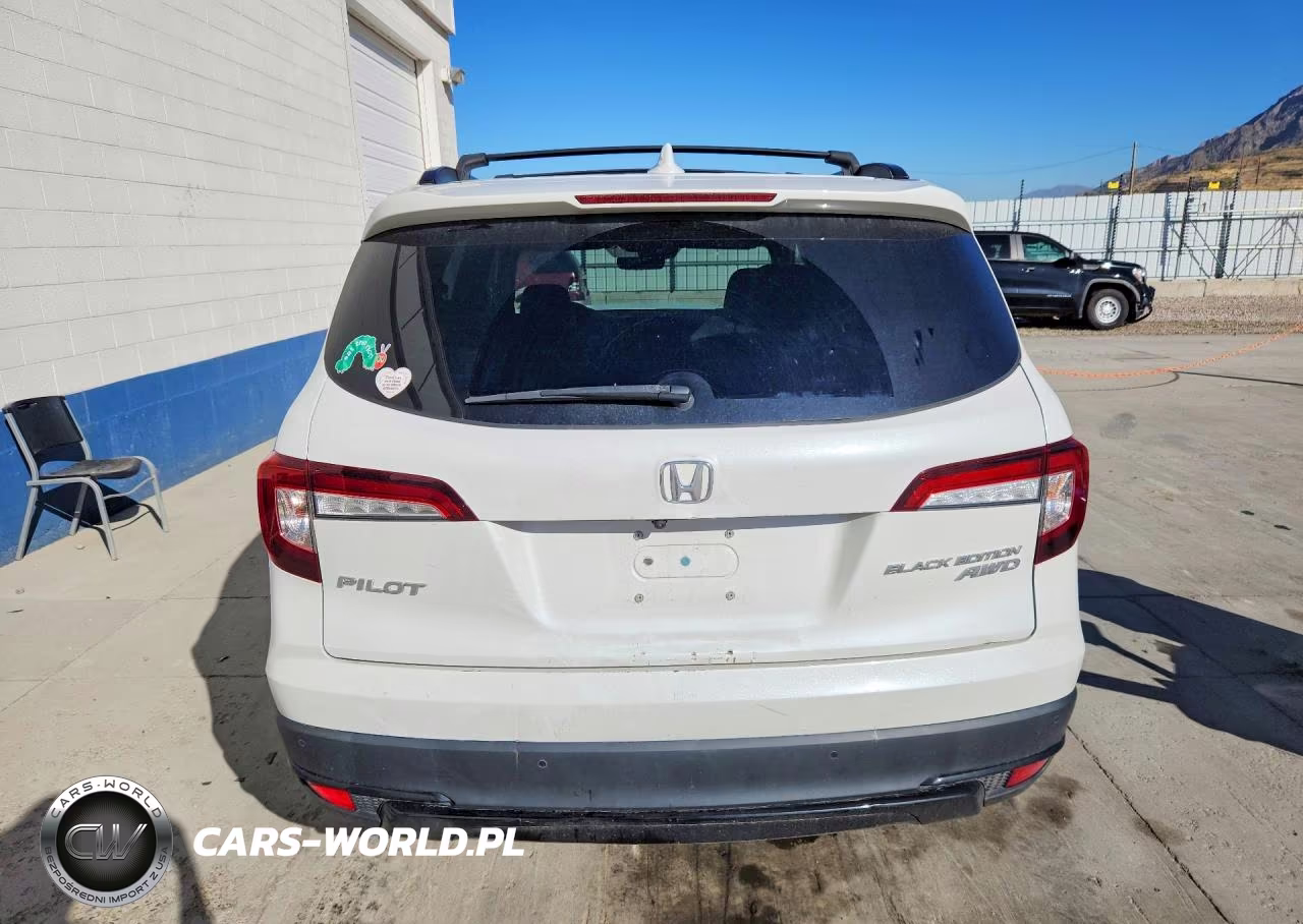 2021 Honda Pilot Black VIN:5FNYF6H7XMB025047 - 6