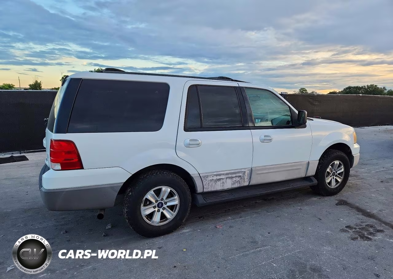 2003 Ford Expedition Xlt VIN:1FMFU15L53LB28305 - 3