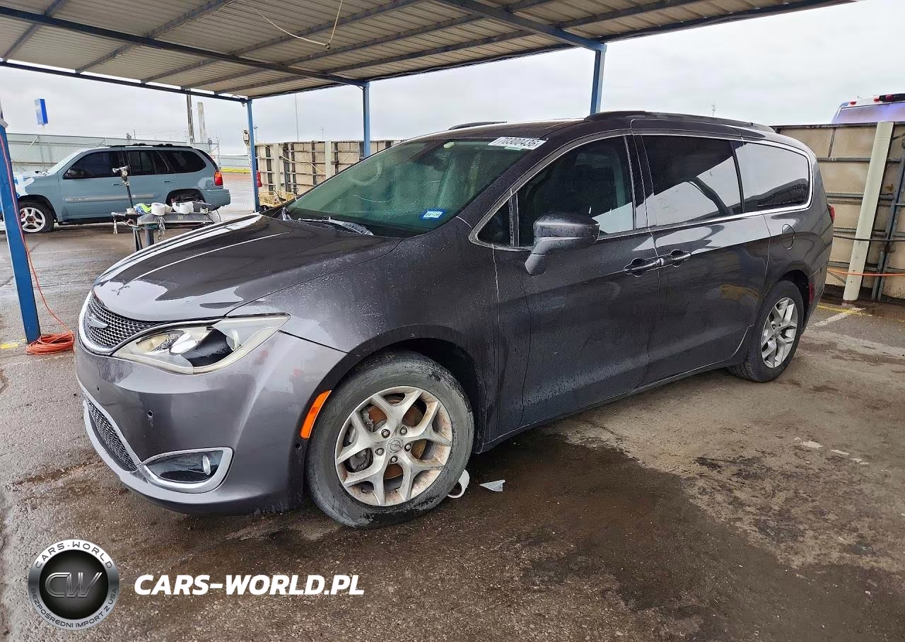 2019 Chrysler Pacifica Touring Plus