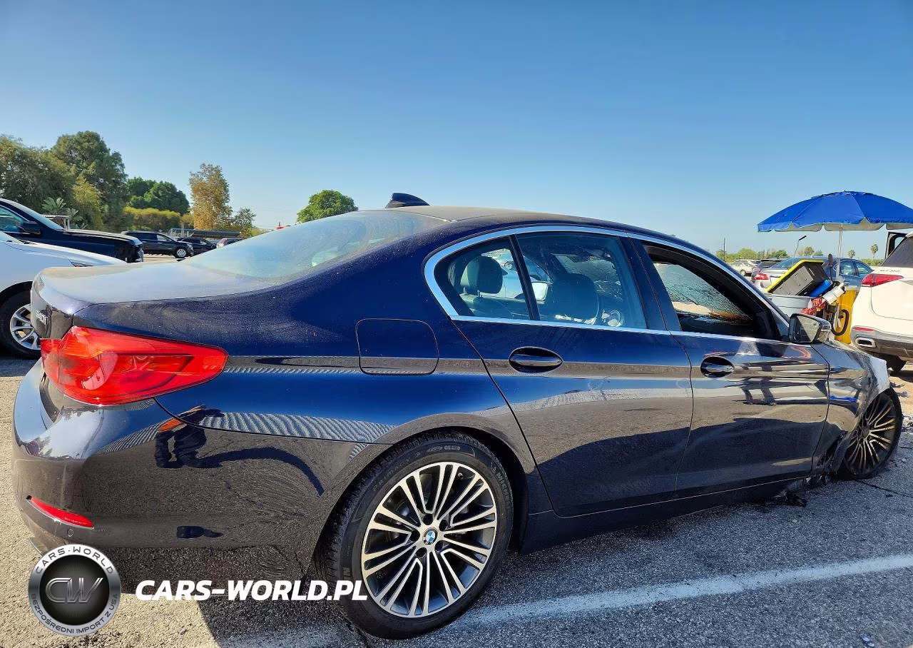 2019 BMW 540 I VIN:WBAJE5C53KWW01233 - 3
