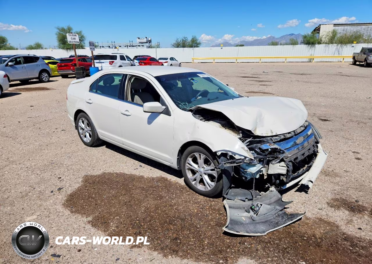 2012 Ford Fusion Se VIN:3FAHP0HA5CR218134 - 4