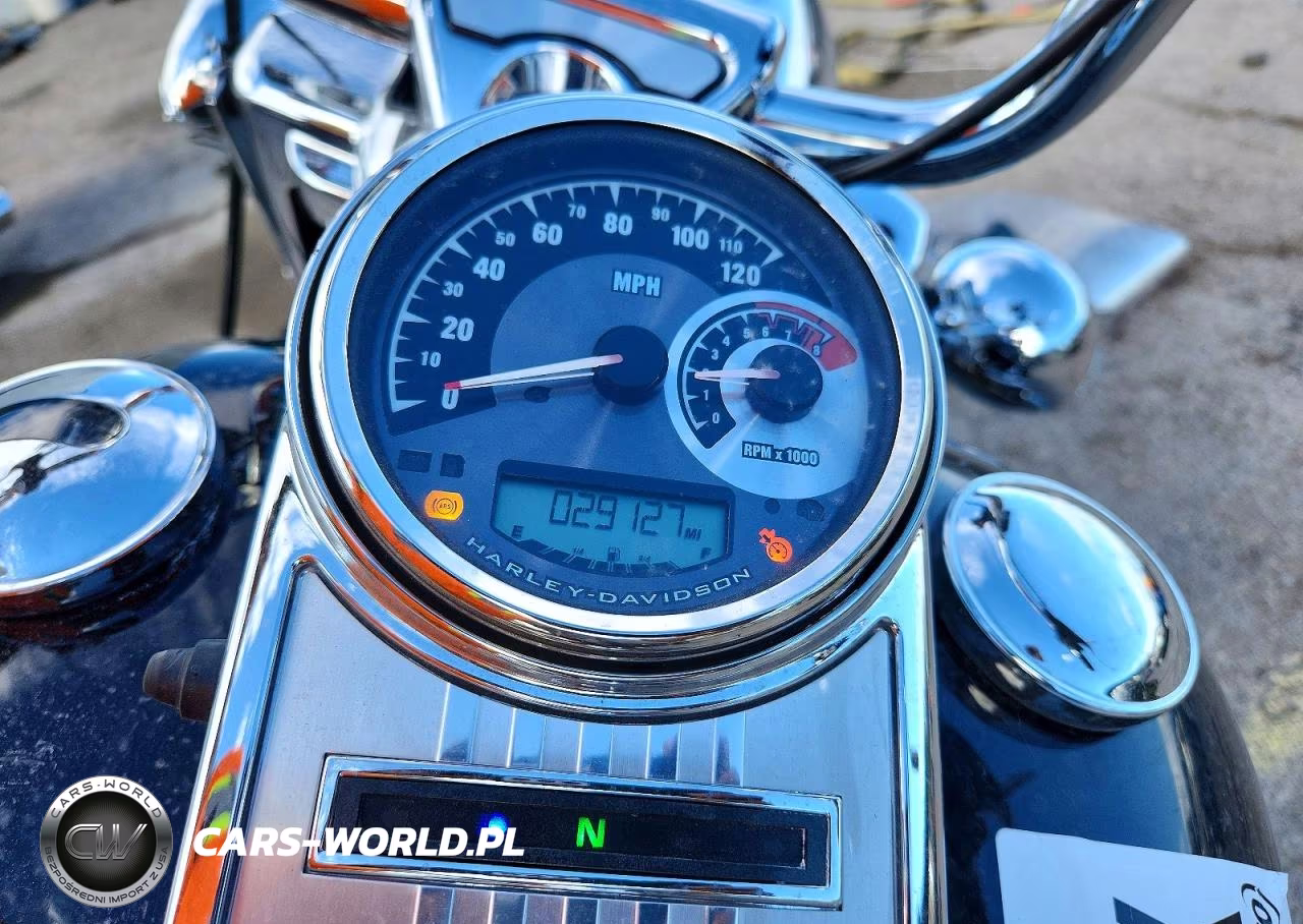 2012 Harley-Davidson Flhrc Road King Classic VIN:1HD1FRM15CB667728 - 7