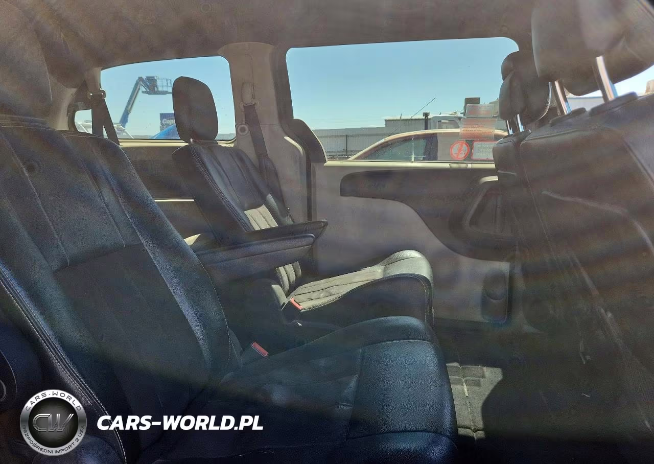 2019 Dodge Grand Caravan Sxt VIN:2C4RDGCG0KR747829 - 11