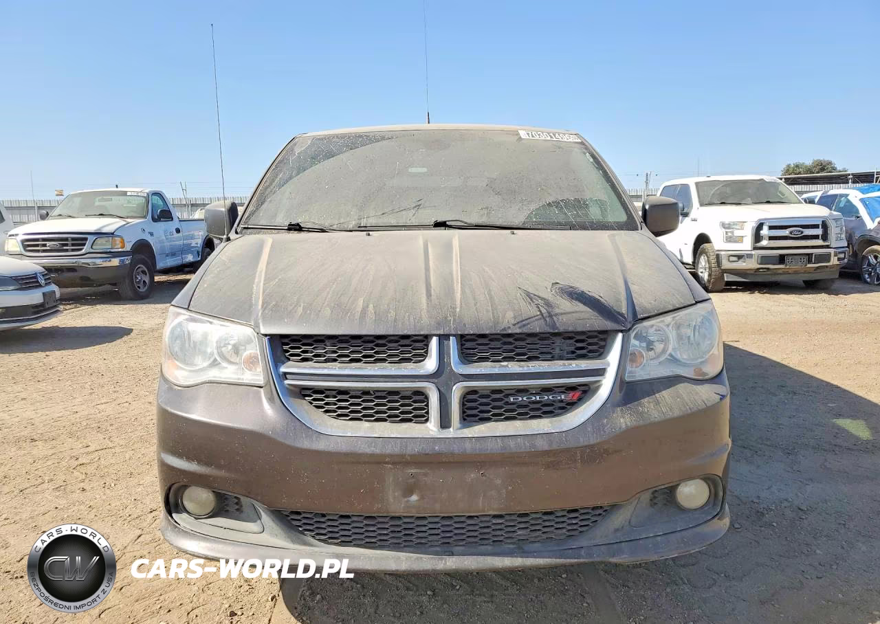 2019 Dodge Grand Caravan Sxt VIN:2C4RDGCG0KR747829 - 5