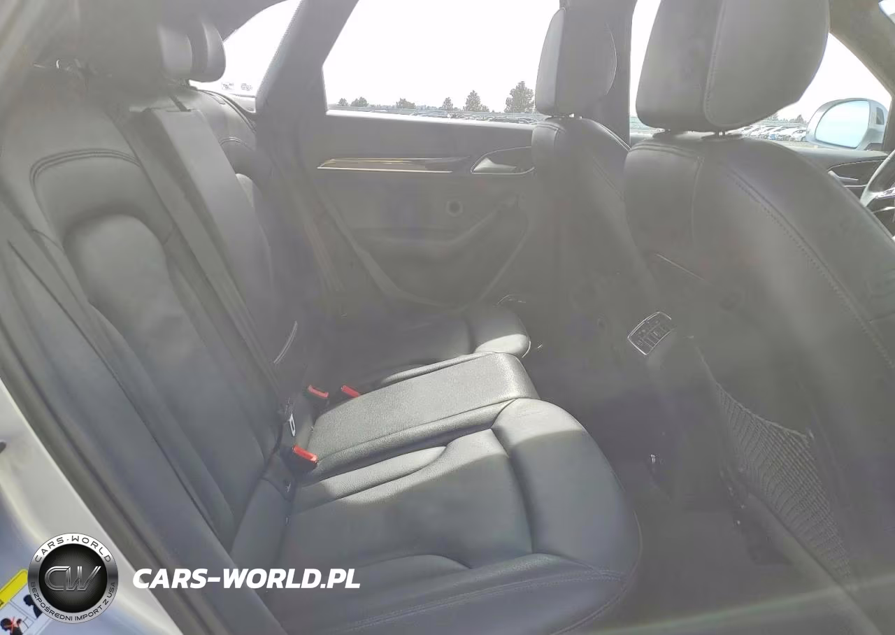 2018 Audi Q3 Premium Plus VIN:WA1JCCFS4JR019986 - 11