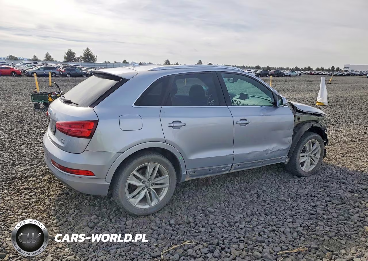 2018 Audi Q3 Premium Plus VIN:WA1JCCFS4JR019986 - 3