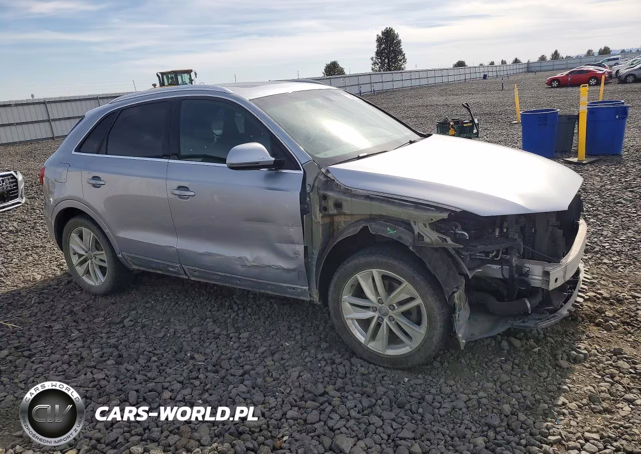 2018 Audi Q3 Premium Plus VIN:WA1JCCFS4JR019986 - 4