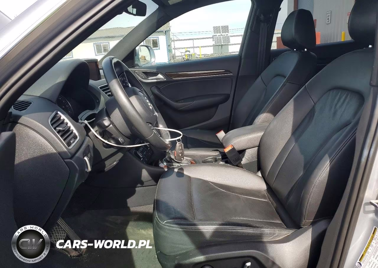 2018 Audi Q3 Premium Plus VIN:WA1JCCFS4JR019986 - 7