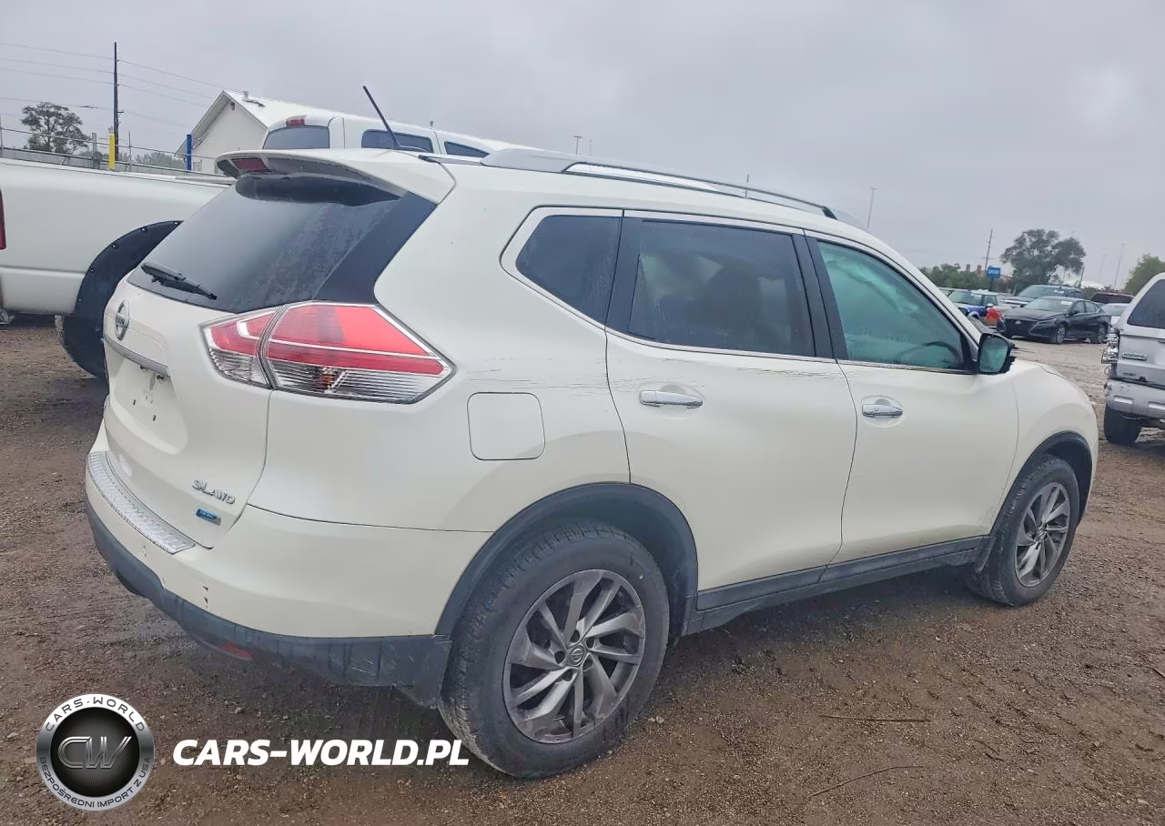 2015 Nissan Rogue S VIN:5N1AT2MV2FC830270 - 3