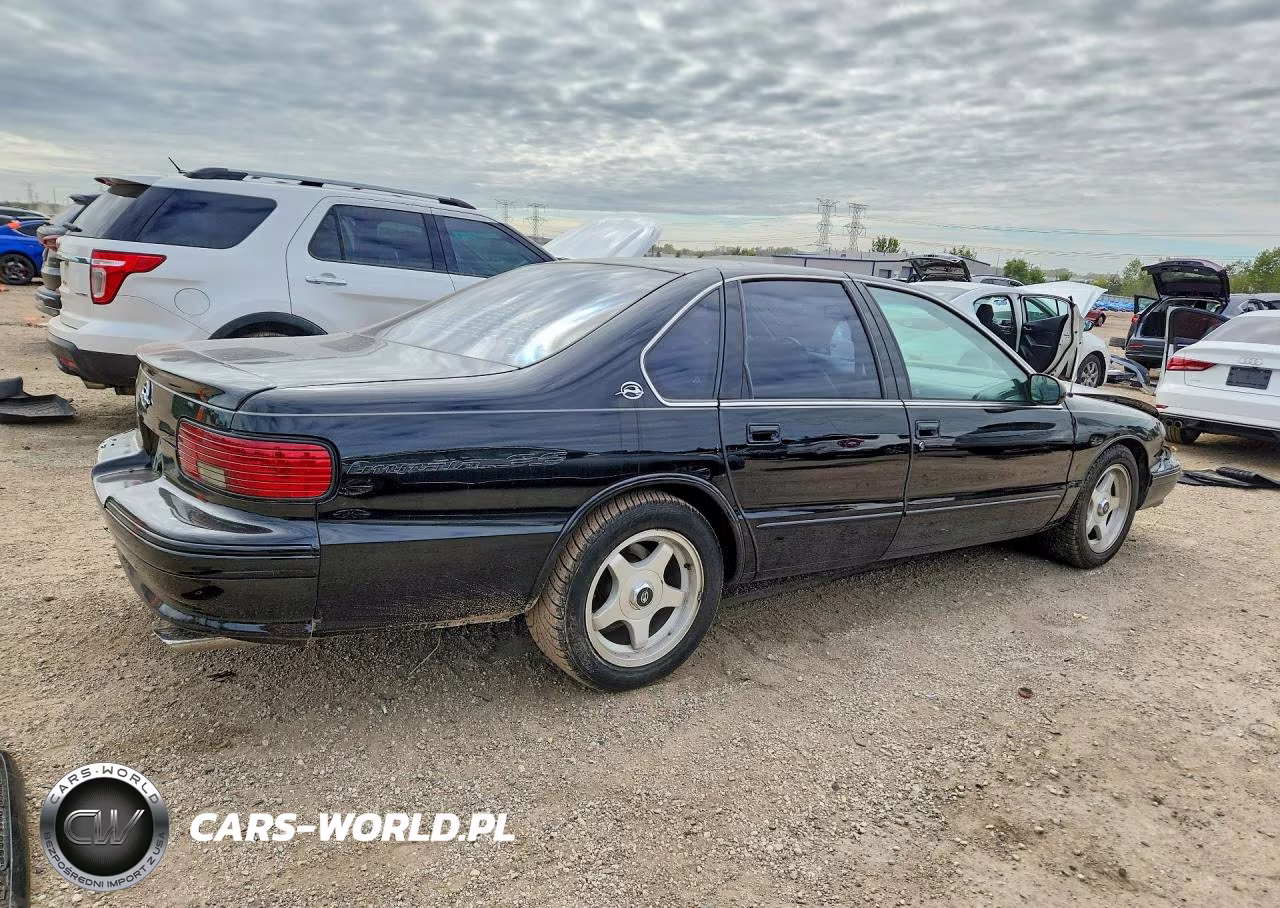 1996 Chevrolet Caprice - Impala Classic Ss VIN:1G1BL52P5TR112843 - 3