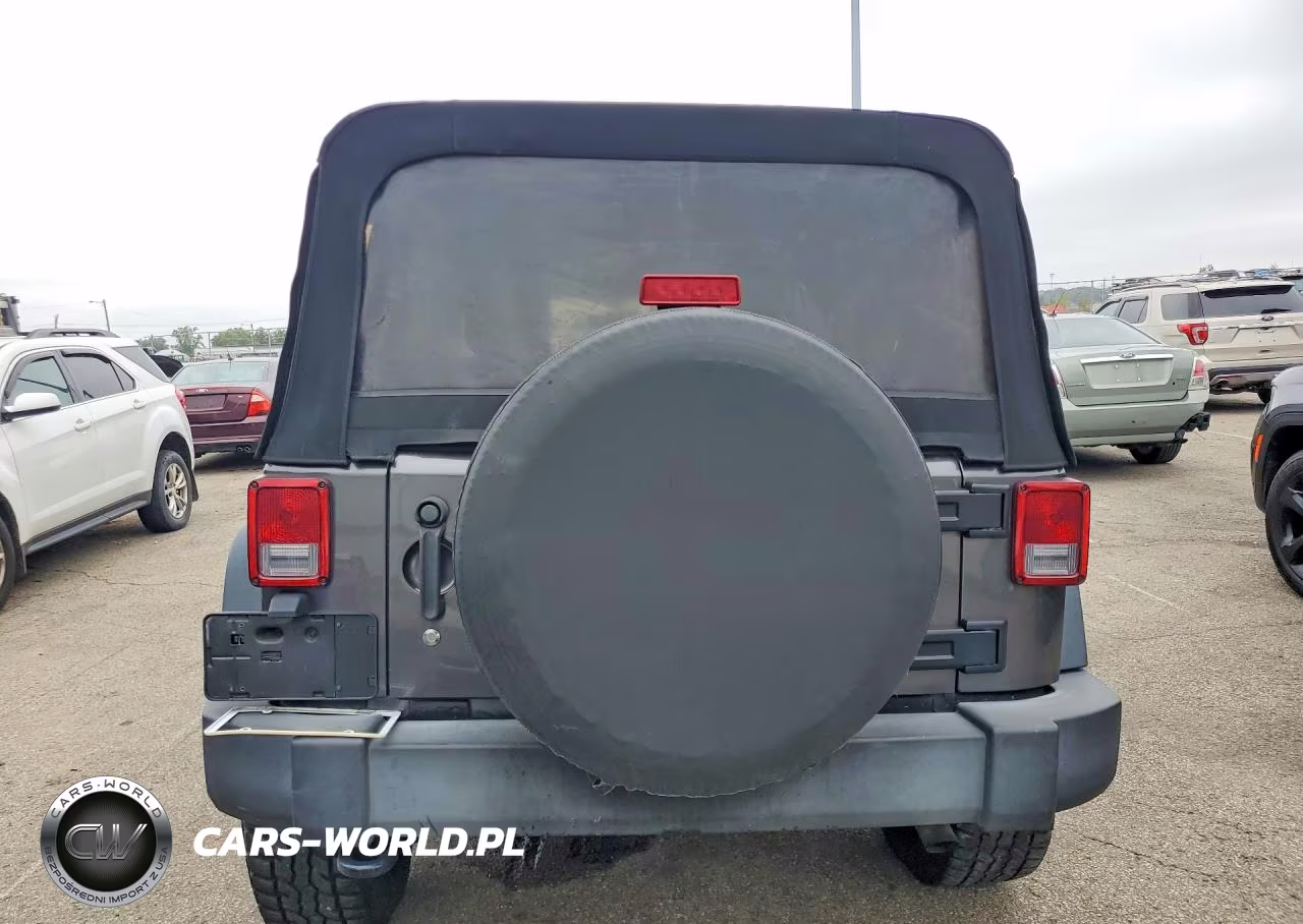 2016 Jeep Wrangler Unlimited Sport VIN:1C4BJWDG4GL249345 - 6
