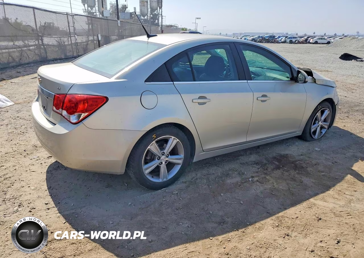 2013 Chevrolet Cruze Lt VIN:1G1PE5SB6D7294392 - 3
