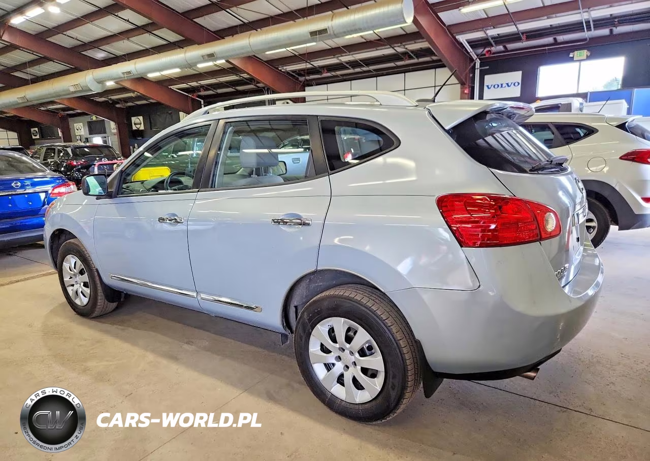 2015 Nissan Rogue Select S VIN:JN8AS5MT1FW165677 - 2