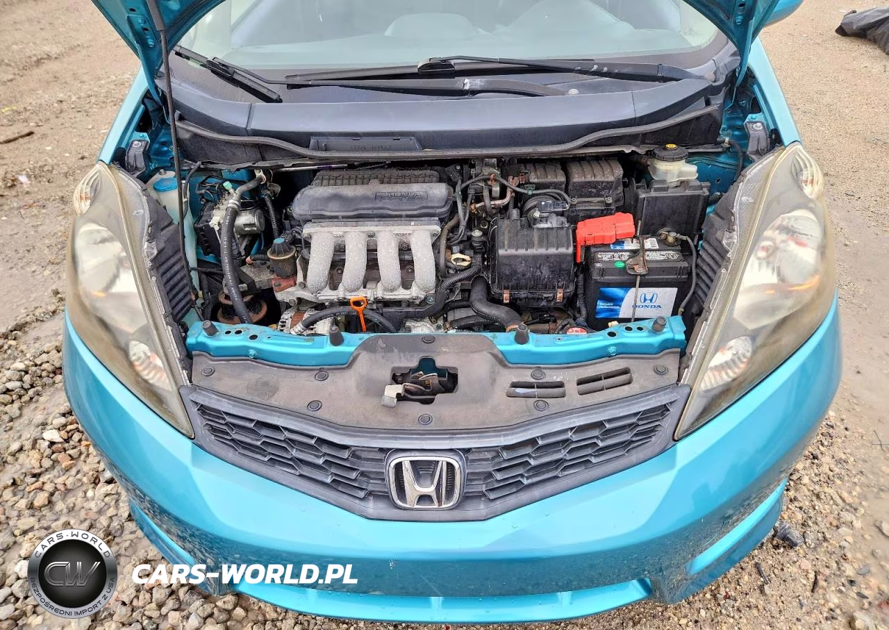 2012 Honda Fit Sport VIN:JHMGE8H59CC014804 - 11