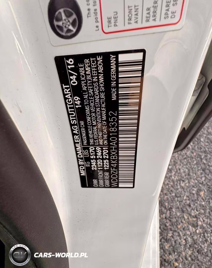 2017 Mercedes-Benz E 300 4Matic VIN:WDDZF4KBXHA018352 - 13