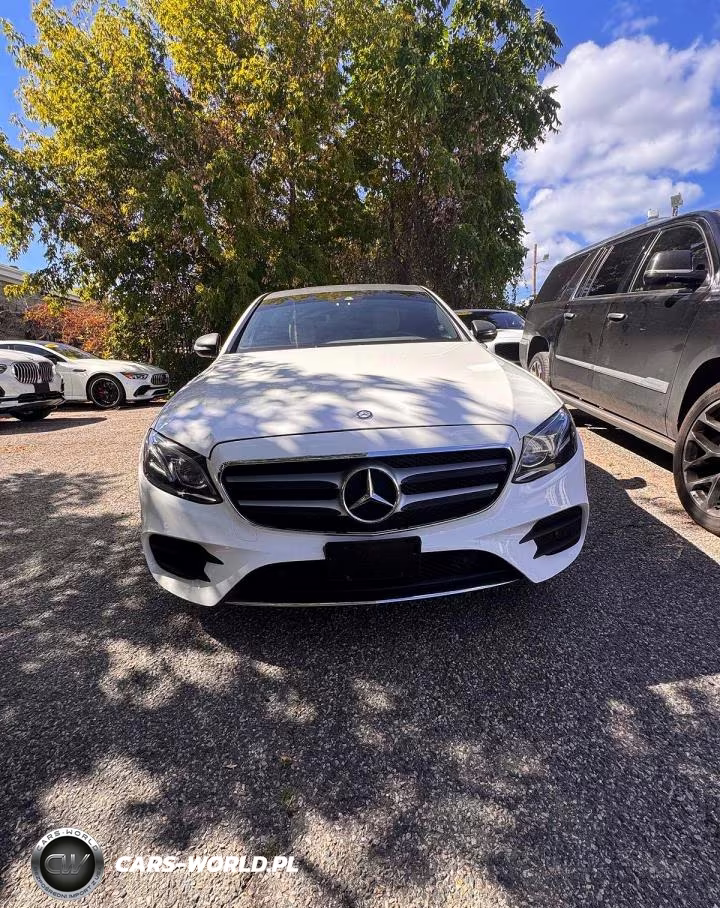 2017 Mercedes-Benz E 300 4Matic VIN:WDDZF4KBXHA018352 - 5