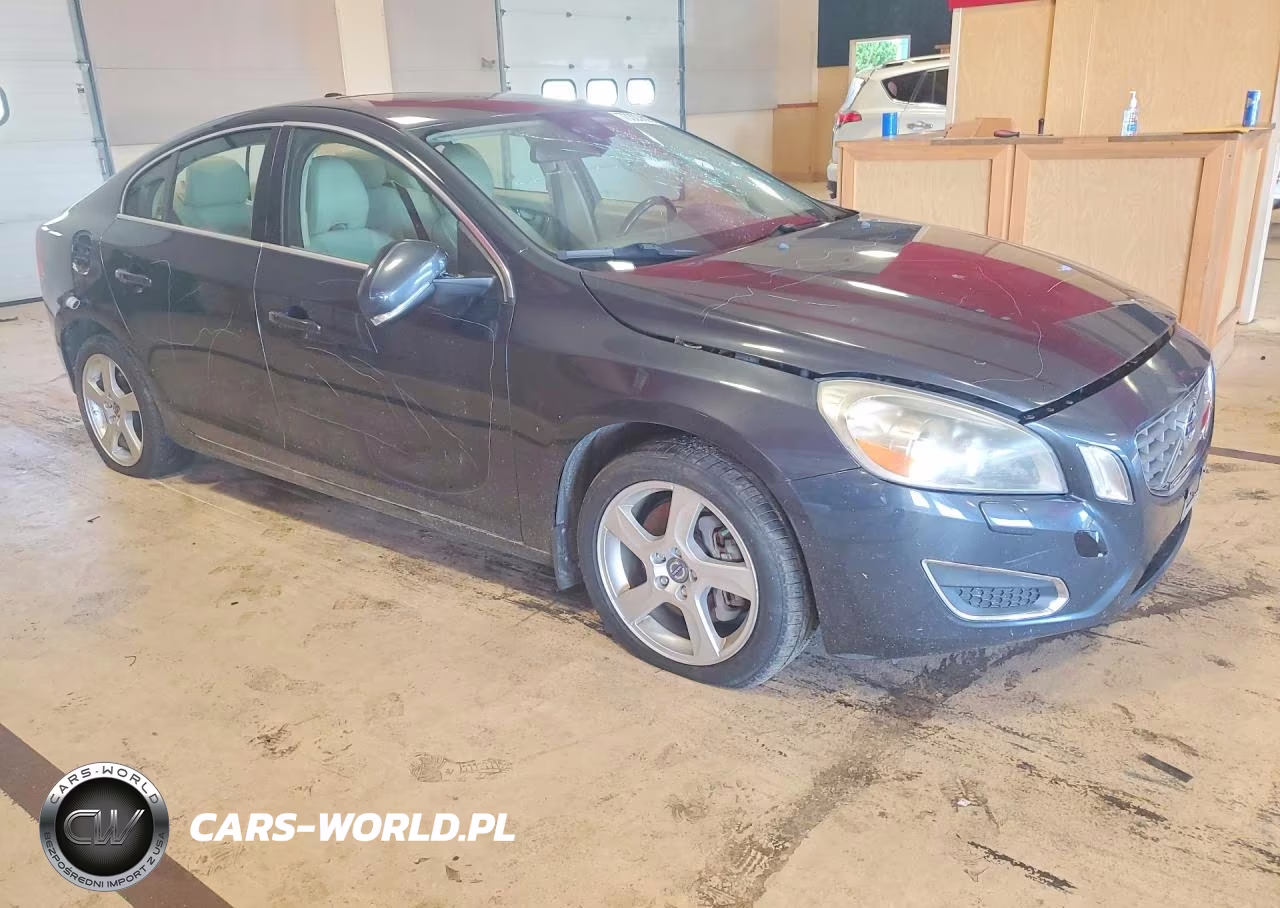 2012 Volvo S60 T5 VIN:YV1622FS7C2109907 - 4