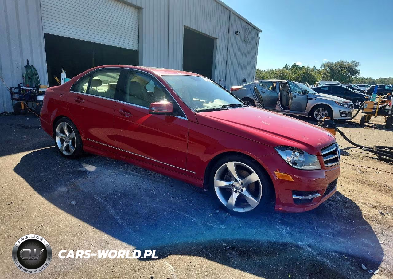 2014 Mercedes-Benz C 250 VIN:WDDGF4HB8EA965416 - 4