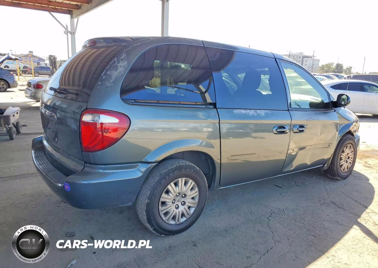 2007 Chrysler Town & Country Lx VIN:1A4GJ45R77B240424 - 3