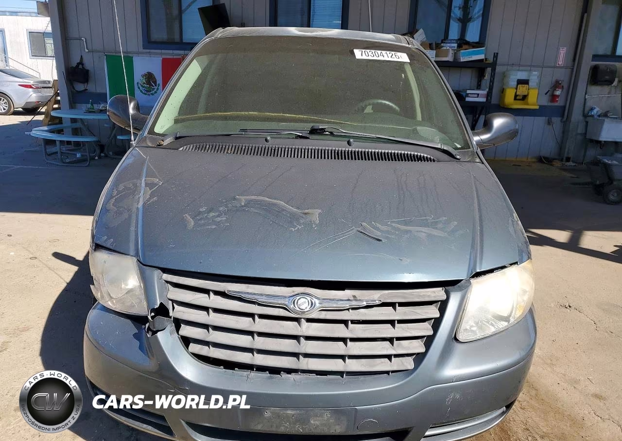 2007 Chrysler Town & Country Lx VIN:1A4GJ45R77B240424 - 5