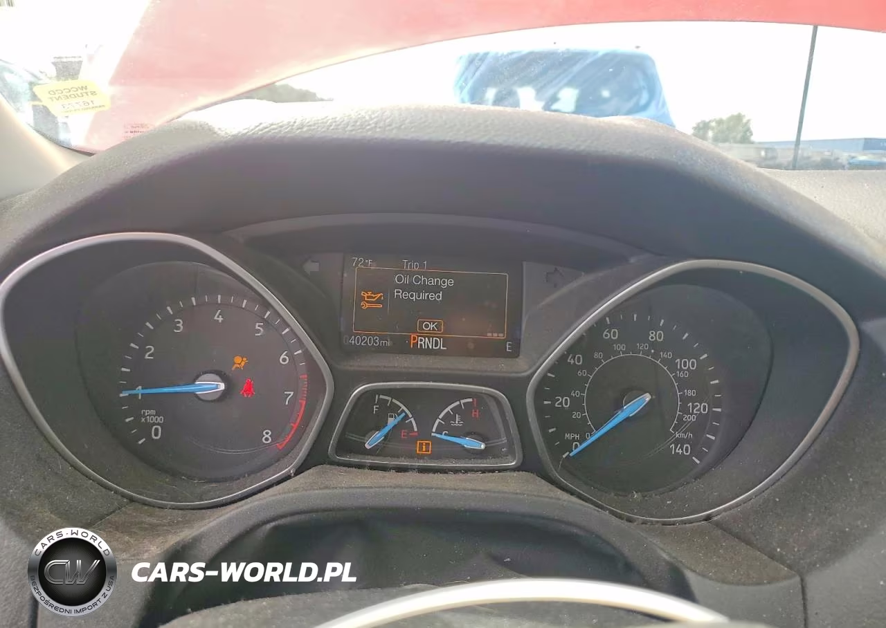 2017 Ford Focus Se VIN:1FADP3F23HL347104 - 9