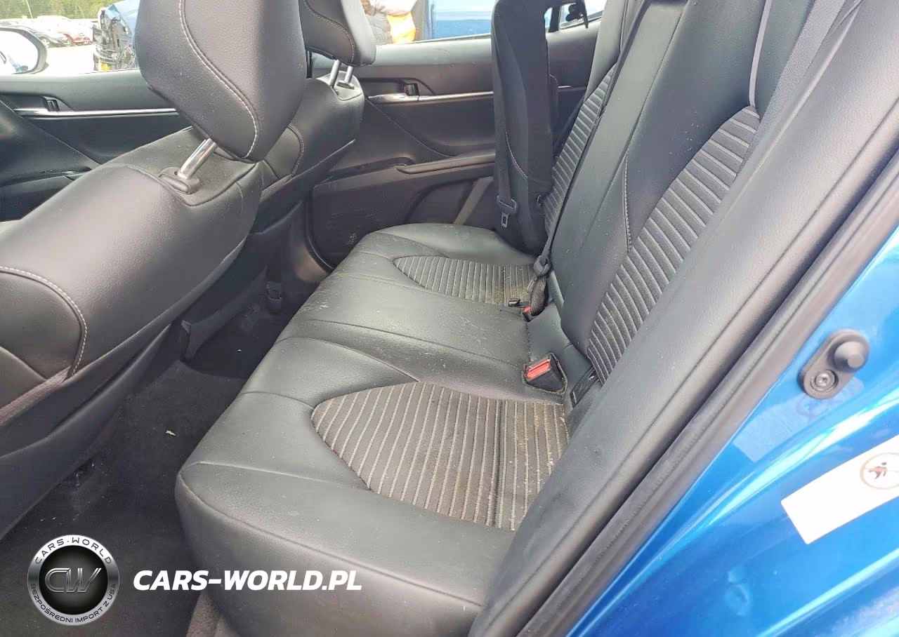 2019 Toyota Camrry VIN:4T1B11HK9KU194472 - 10