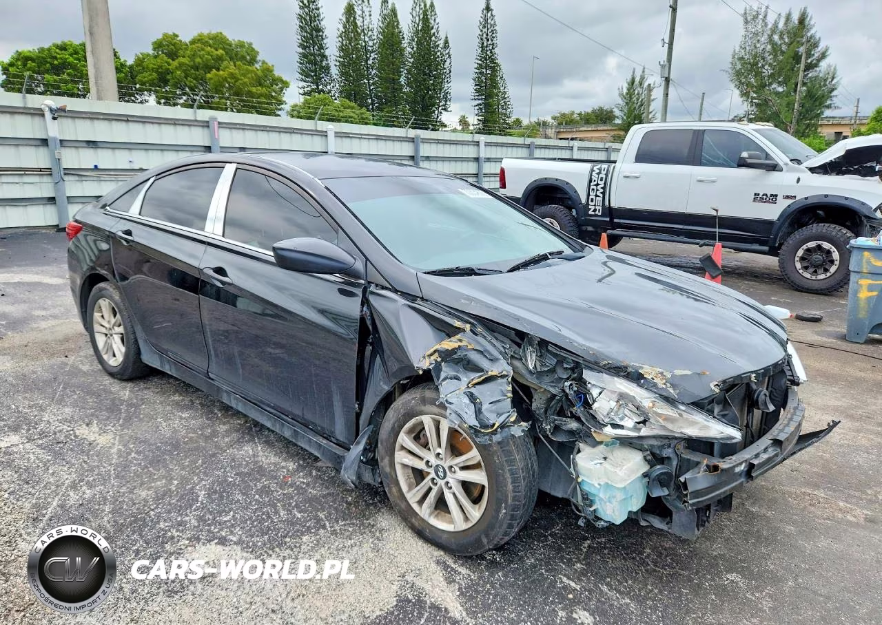 2012 Hyundai Sonata Gls VIN:5NPEB4ACXCH349769 - 4