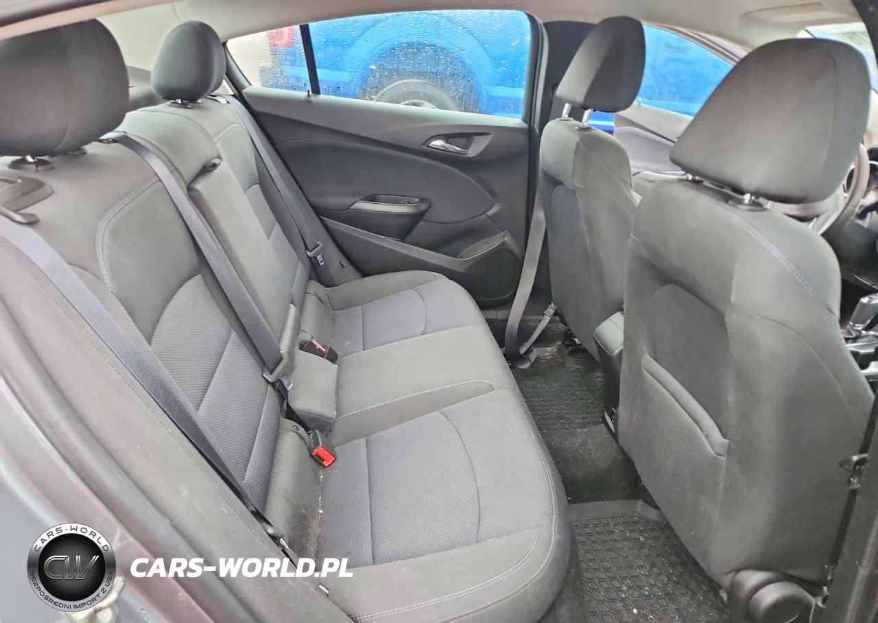 2018 Chevrolet Cruze Lt VIN:1G1BE5SM1J7163152 - 10