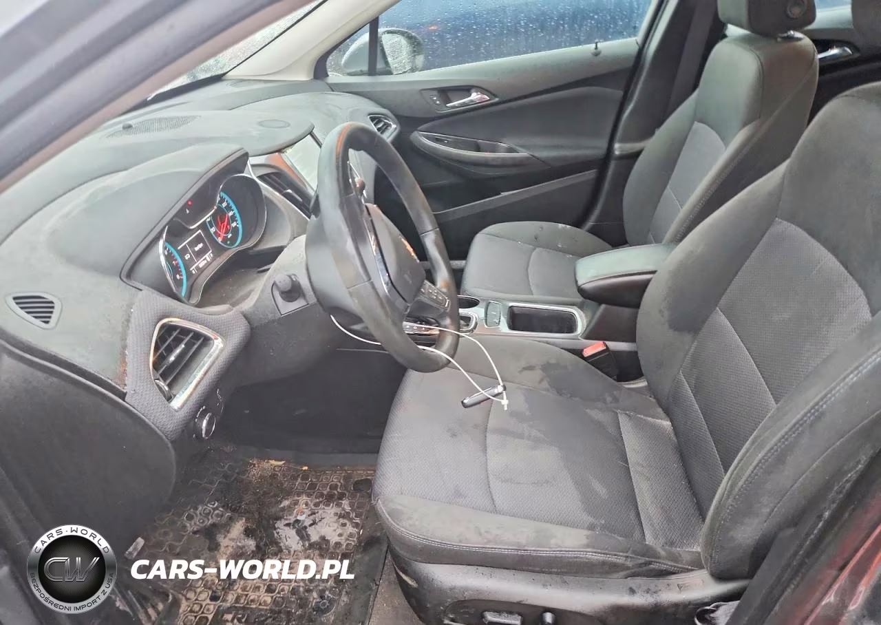 2018 Chevrolet Cruze Lt VIN:1G1BE5SM1J7163152 - 7