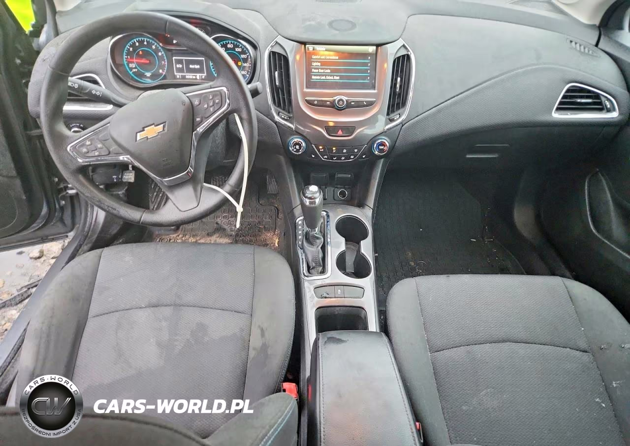 2018 Chevrolet Cruze Lt VIN:1G1BE5SM1J7163152 - 8