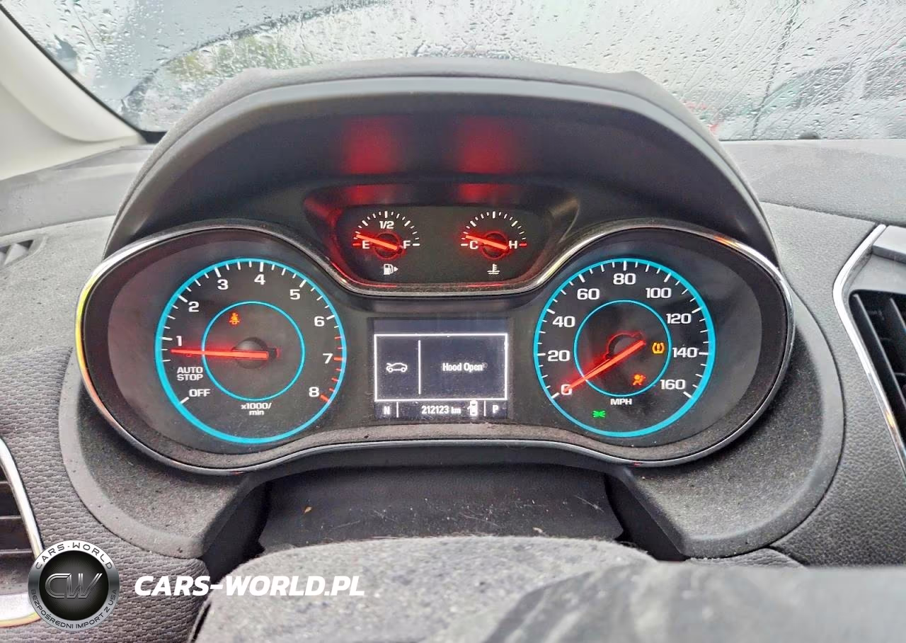 2018 Chevrolet Cruze Lt VIN:1G1BE5SM1J7163152 - 9