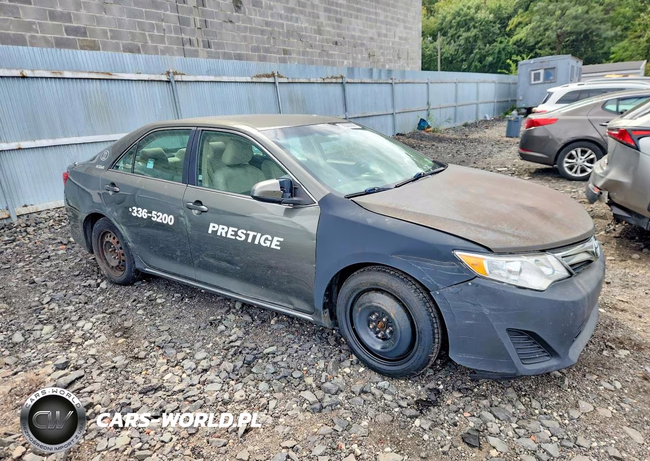 2014 Toyota Camry Le VIN:4T4BF1FK6ER390870 - 4