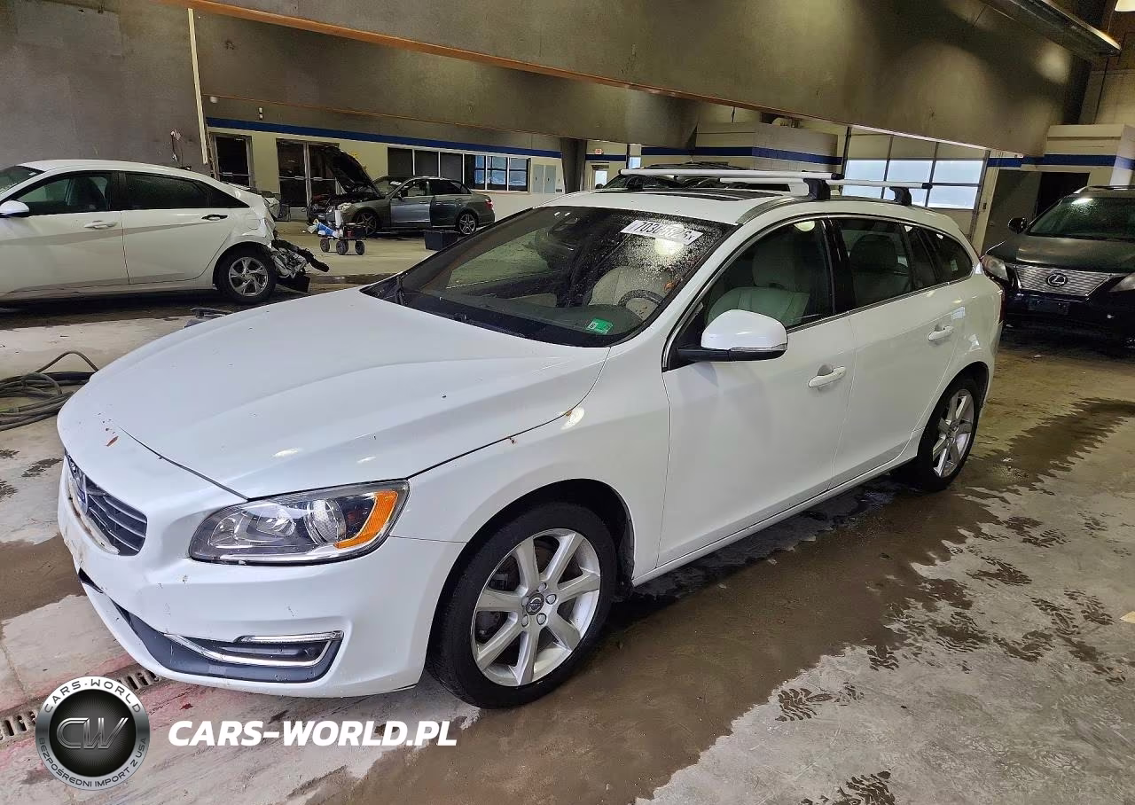 2017 Volvo V60 T5 Premier – zdjęcie 1 z 13