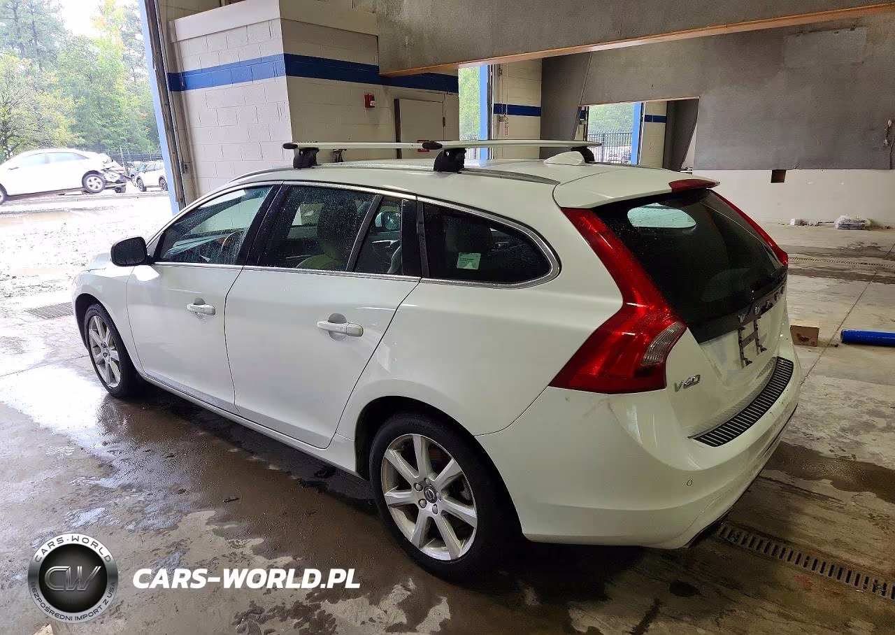 2017 Volvo V60 T5 Premier VIN:YV140MEK1H1361028 - 2