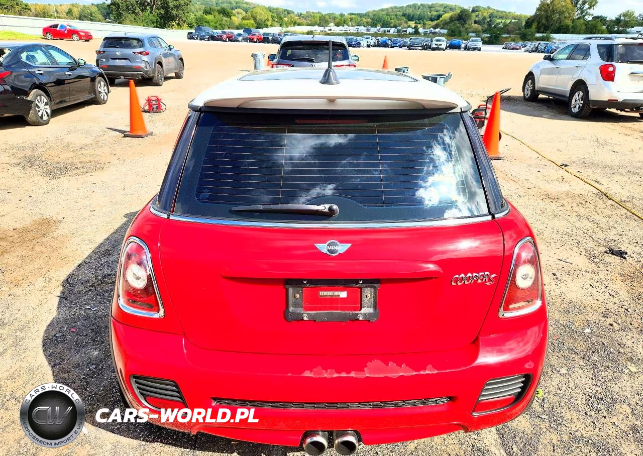 2008 Mini Cooper S VIN:WMWMF73518TT88802 - 6