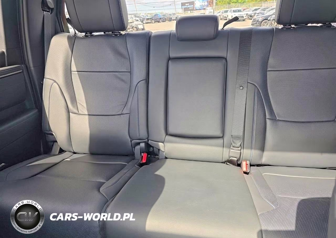2026 Toyota Tundra Platinum Crewmax 5.5' Bed VIN:5TFWA5DB8TX341075 - 10