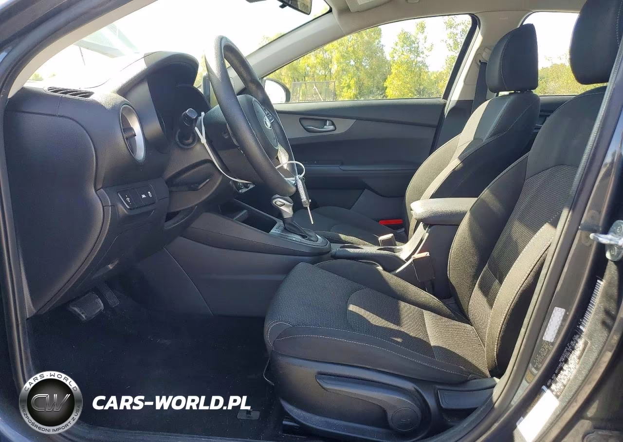 2021 Kia Forte Lxs VIN:3KPF24AD1ME263124 - 7