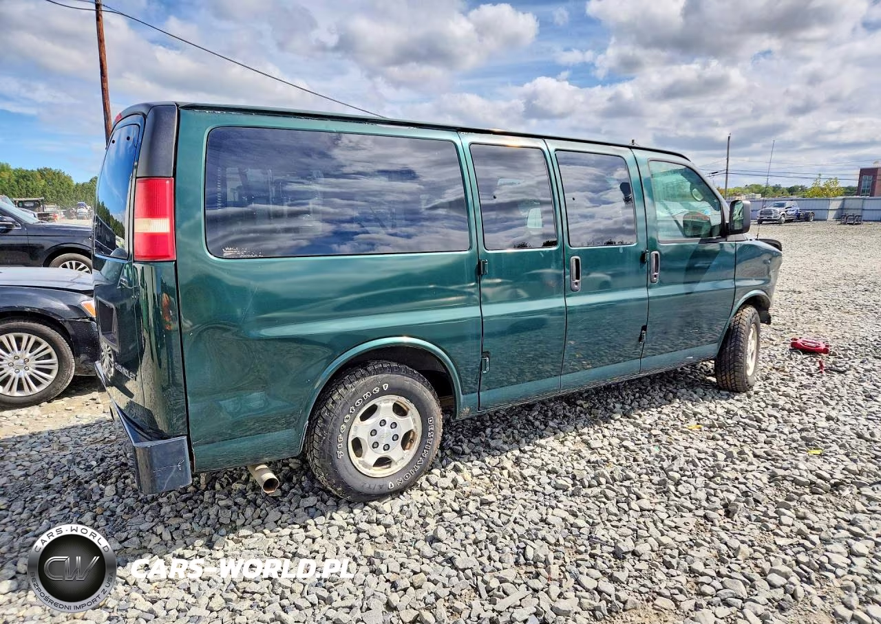 2004 Chevrolet Express G1500 VIN:1GNFG15T641116647 - 3