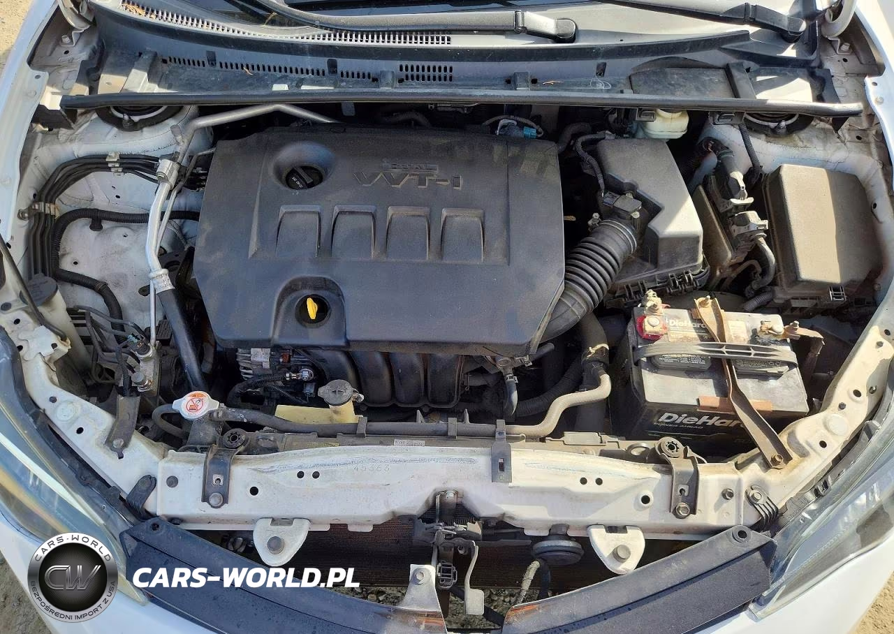 2018 Toyota Corolla L VIN:5YFBURHEXJP770733 - 11