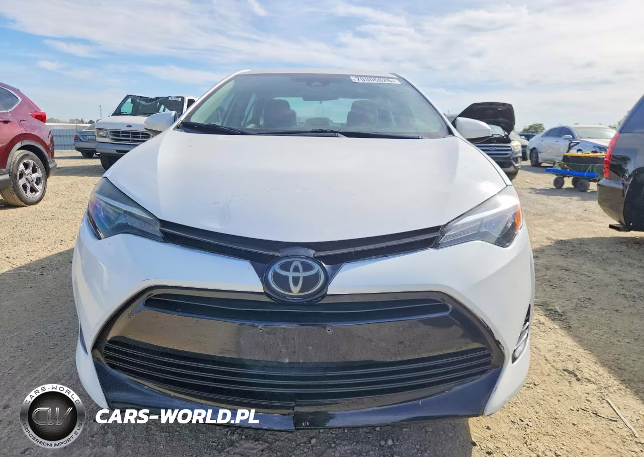 2018 Toyota Corolla L VIN:5YFBURHEXJP770733 - 5