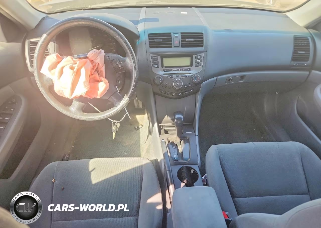 2007 Honda Accord Lx VIN:1HGCM56447A055226 - 8