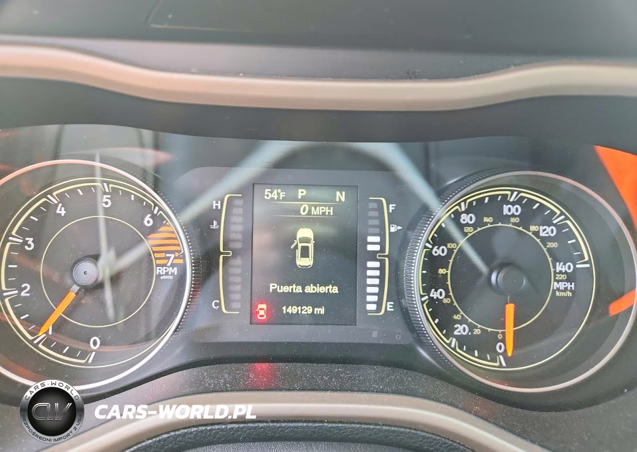 2017 Jeep Cherokee Latitude VIN:1C4PJMCB6HW564647 - 9