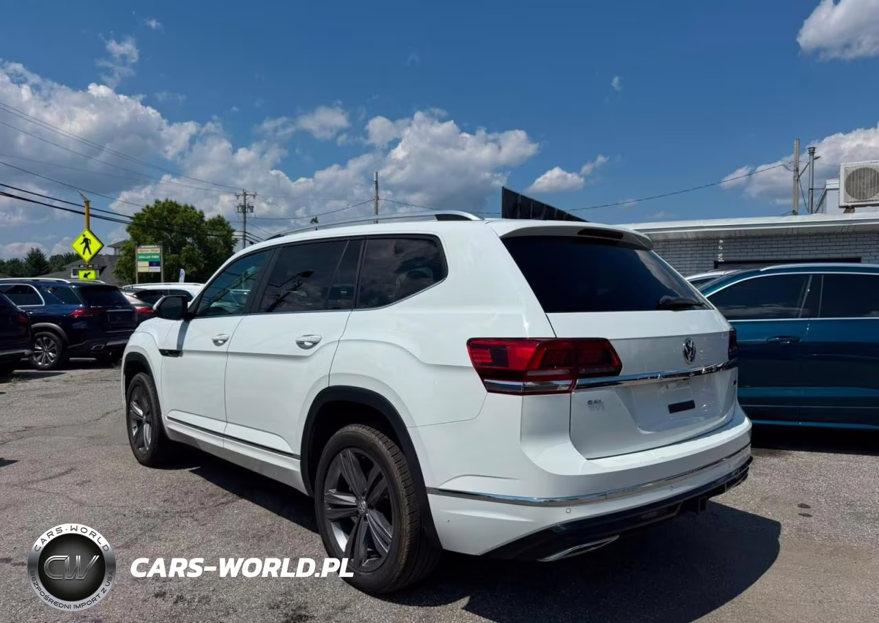 2019 Volkswagen Atlas Sel VIN:1V2RR2CA3KC579496 - 3